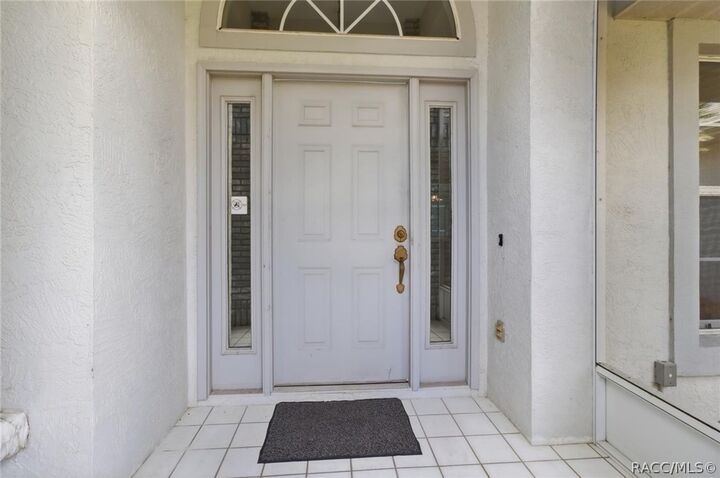 Property Photo:  72 W Honey Palm Loop  FL 34465 