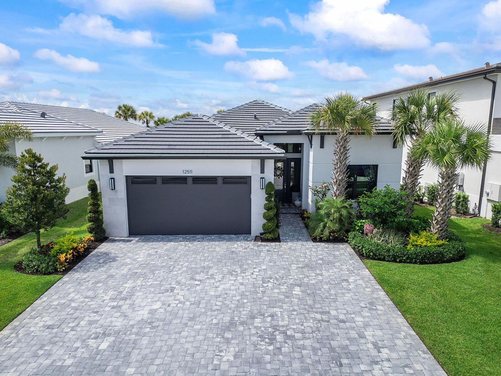 Property Photo: 12511 Solana Bay Circle FL 33412
