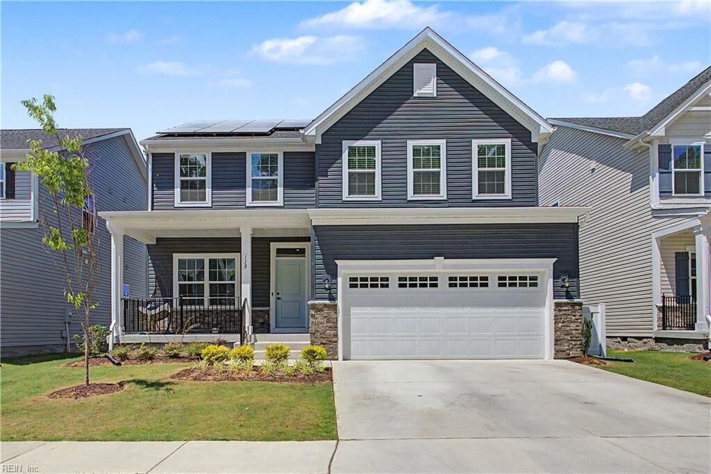 Property Photo:  118 Oxford Rn  VA 23662 