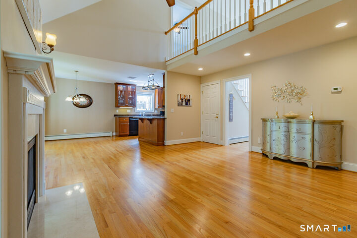 Property Photo:  9 Streamside Lane 9  CT 06037 