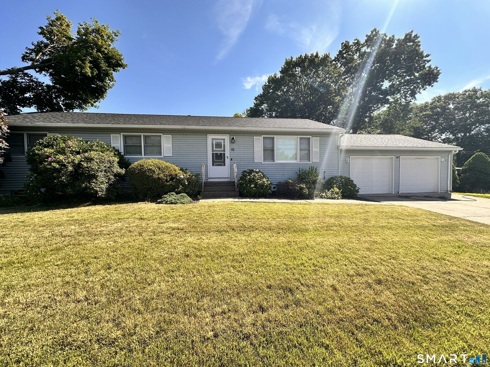 Property Photo:  23 Robin Road  CT 06516 