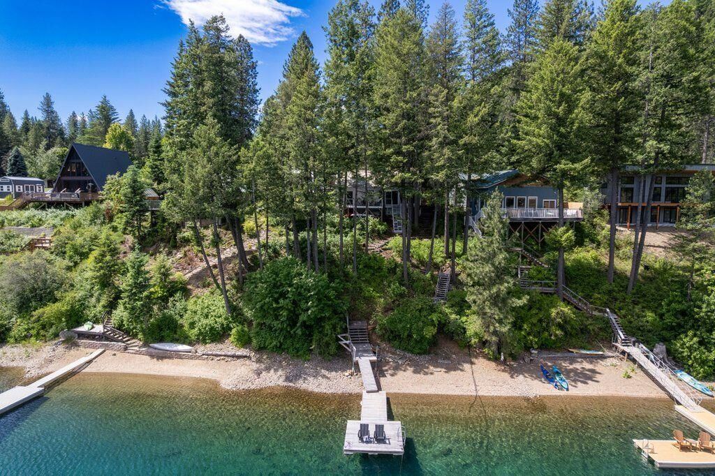 Property Photo:  71 Levi Rd  WA 99156 
