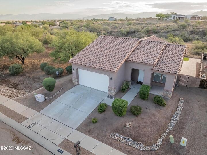 Property Photo:  16979 S Mesa Shadows Drive  AZ 85641 
