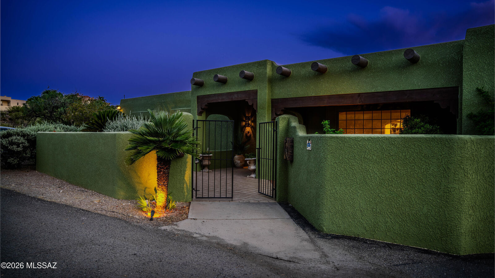Property Photo:  6201 N Craycroft Road  AZ 85750 