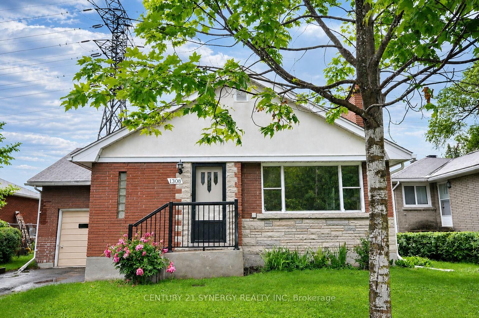 Photo de la propriété:  1308 Erindale Drive  ON K2C 2G4 