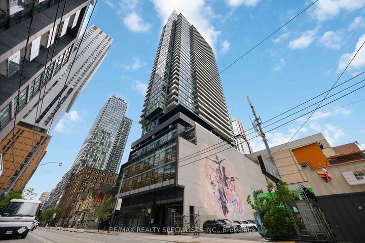 290 Adelaide Street 2310 — photo 1