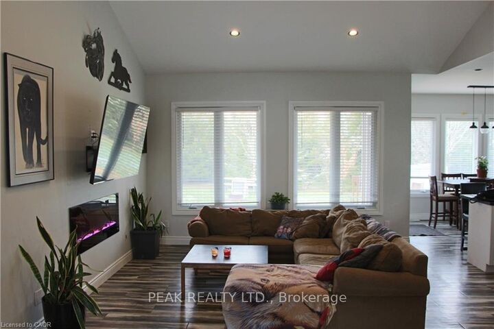Property Photo: 38812 Vienna Street ON N0M 2R0