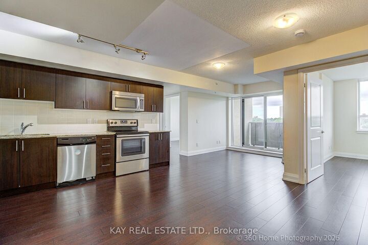 3520 Danforth Avenue 612 — photo 1