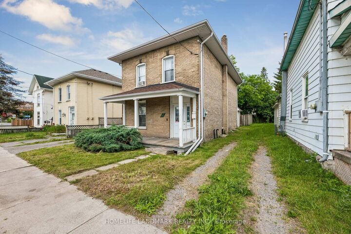 Property Photo:  737 Water Street  ON K9H 3N5 