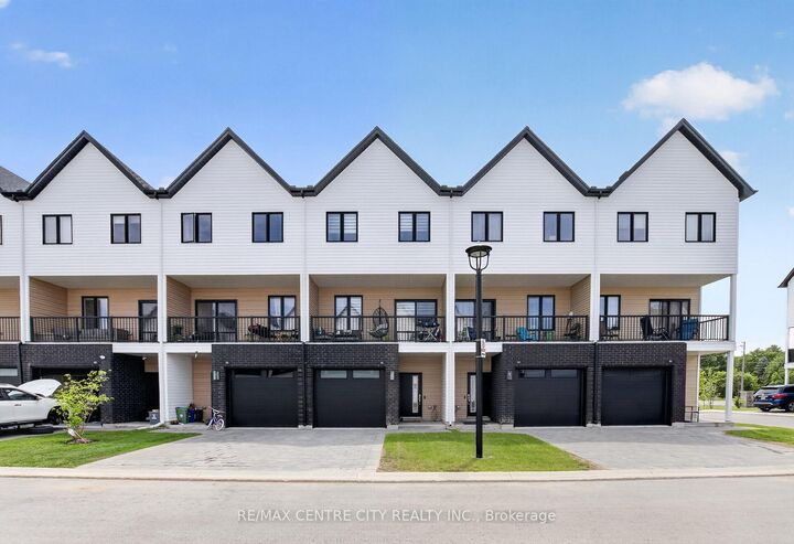 1595 Capri Crescent 56 — photo 1