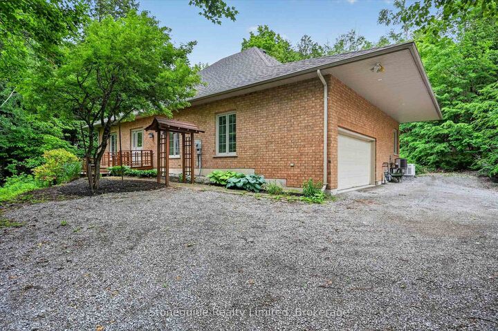 Property Photo: 761 Cedarhurst Drive ON K9J 0C5
