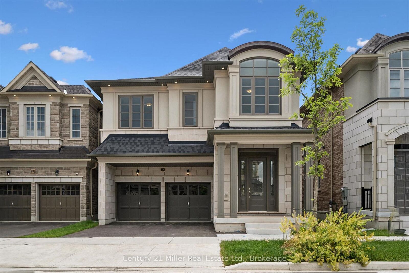 Property Photo: 3262 Millicent Avenue ON L6H 0V8