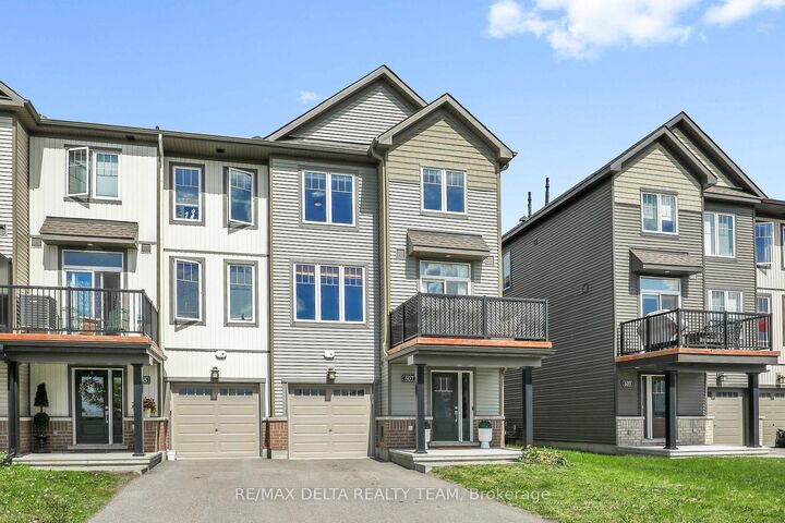 Property Photo: 607 Prominence Way ON K4A 5K8