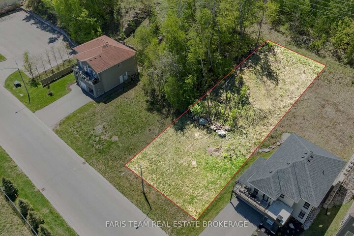 722 Aberdeen Boulevard — photo 1