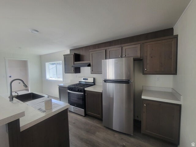 Property Photo: 75 W 250 N 86 UT 84015