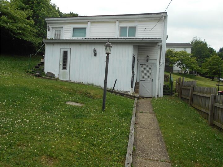 Property Photo:  612 Harrison Ave  PA 15675 