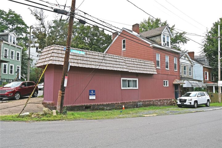 Property Photo: 1100 Grand Ave PA 15212