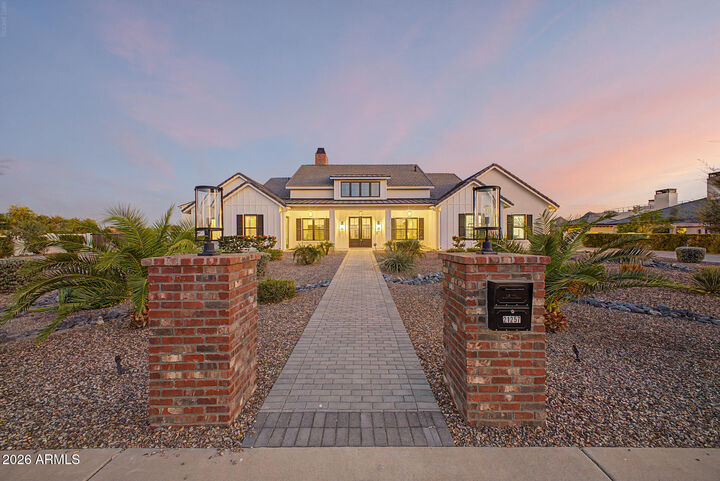 Property Photo: 21257 E Pegasus Parkway AZ 85142