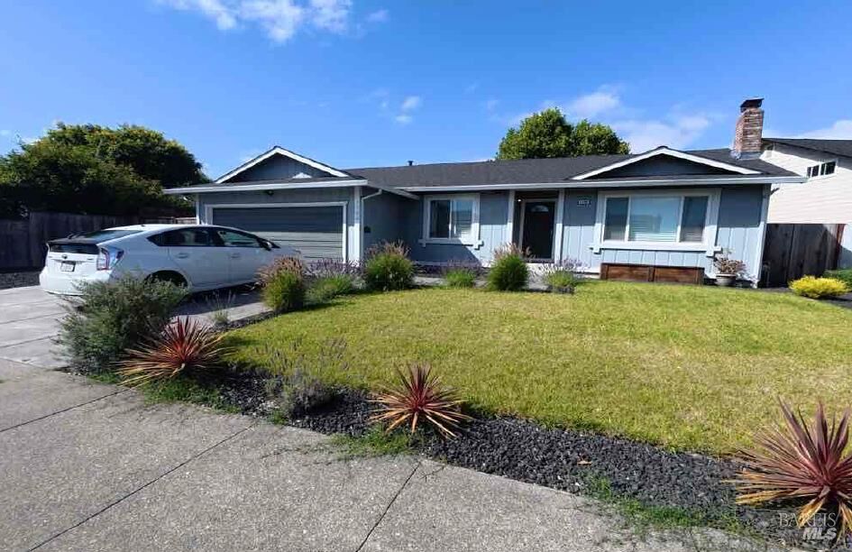 Property Photo:  1120 Santa Clara Lane  CA 94954 