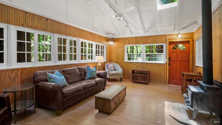 Property Photo:  62 Park Street  CA 94973 