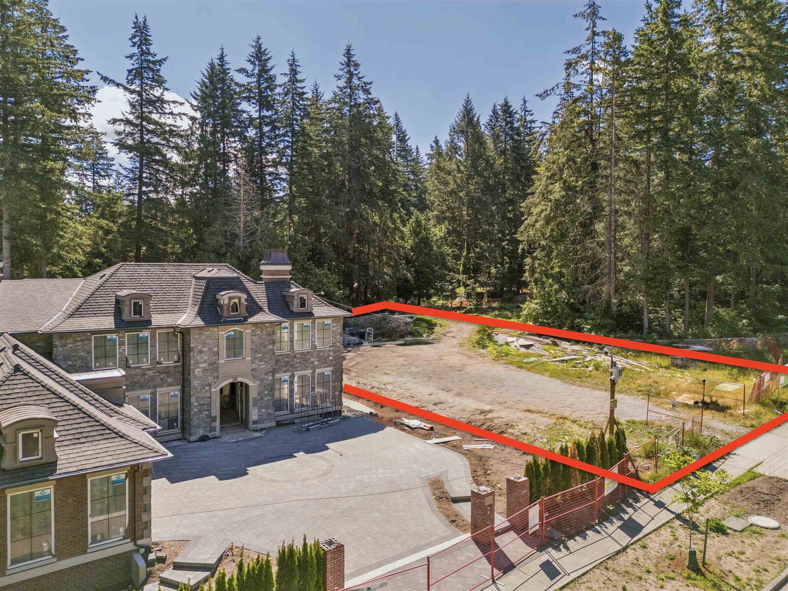 Property Photo: 2810 138 Street BC V4P 1T5