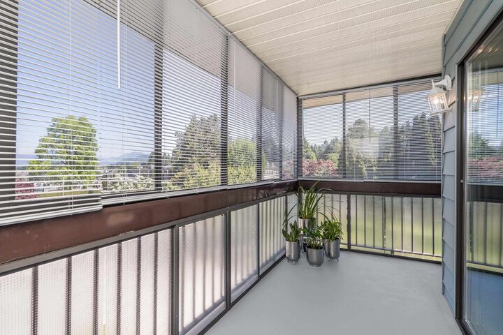 Property Photo: 2277 McCallum Road 315 BC V2S 6H9