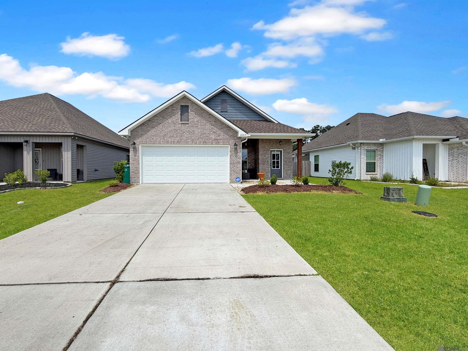 Property Photo:  28439 Middlebrook Way  LA 70726 
