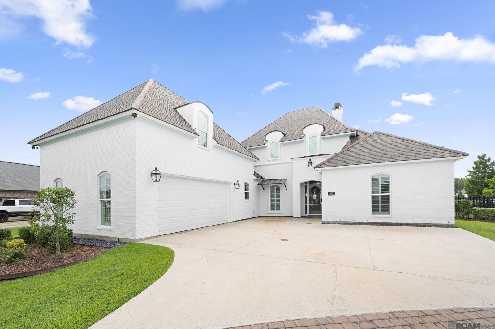 Property Photo:  8787 Lake Carriage Dr  LA 70817 