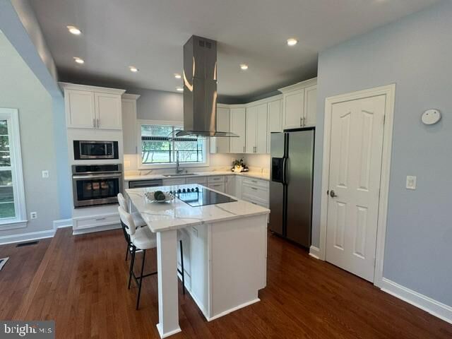 Property Photo:  17536 Applewood Lane  MD 20855 
