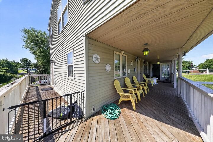Property Photo:  28 Beechwood Street  MD 21919 