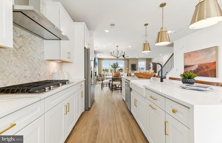 Property Photo: 508 Parkview Avenue MD 20878