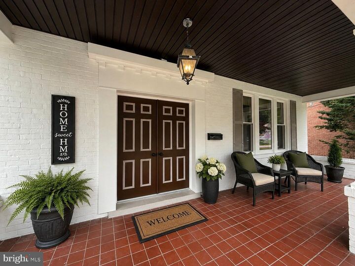Property Photo: 638 Washington Street MD 21502