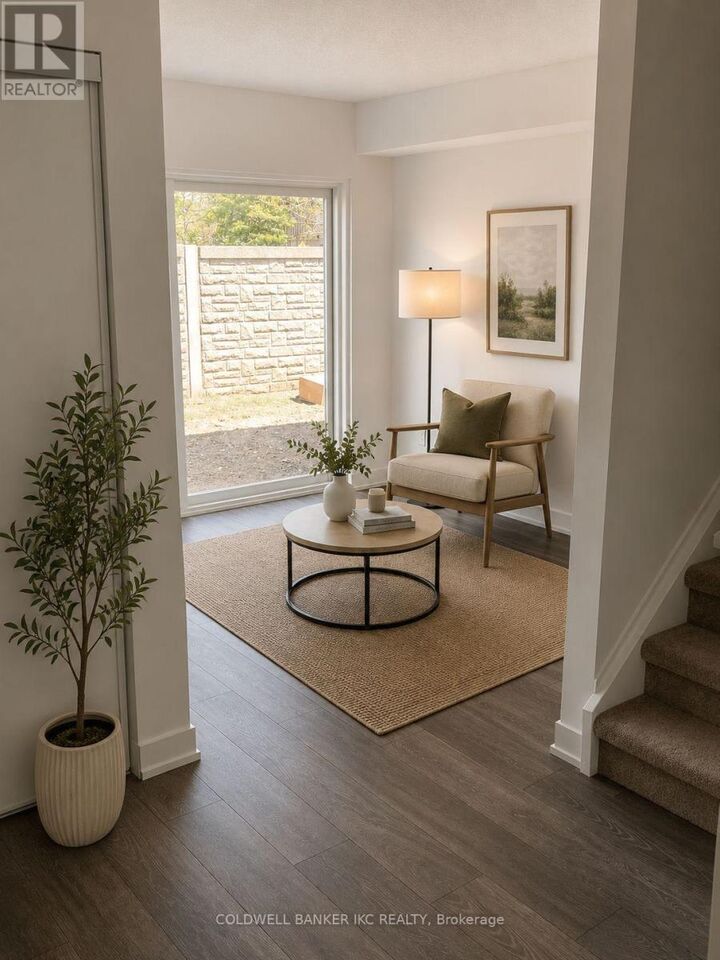 Property Photo:  1121 Cooke Boulevard 92  ON L7T 0C4 
