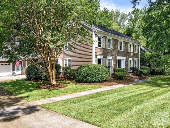 Property Photo: 2901 Valencia Terrace NC 28211