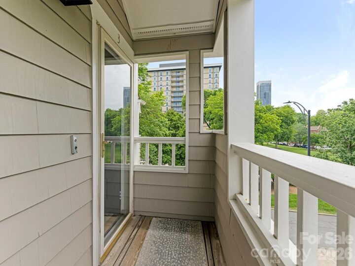Property Photo: 212 W 10th Street 3 NC 28202