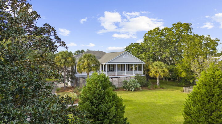 Property Photo: 2411 Kemway Road SC 29455