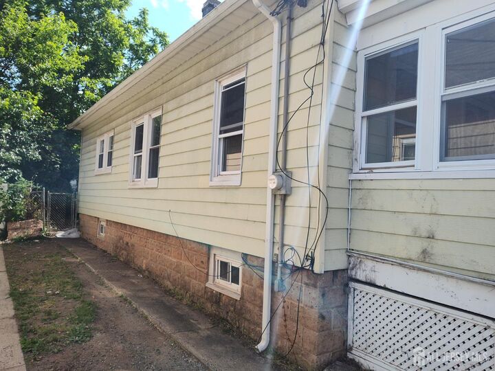 Property Photo: 71 S Ward Street S NJ 08901