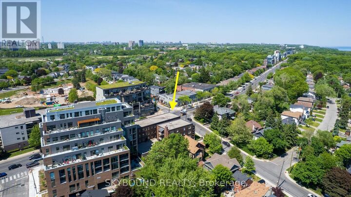 Property Photo:  1165 Kingston Road 11  ON M1N 1P2 