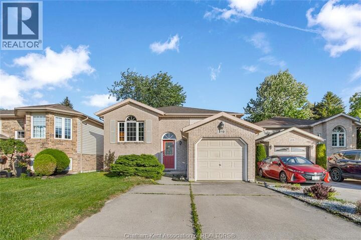 Property Photo:  219 Greenfield Lane  ON N7L 5N3 