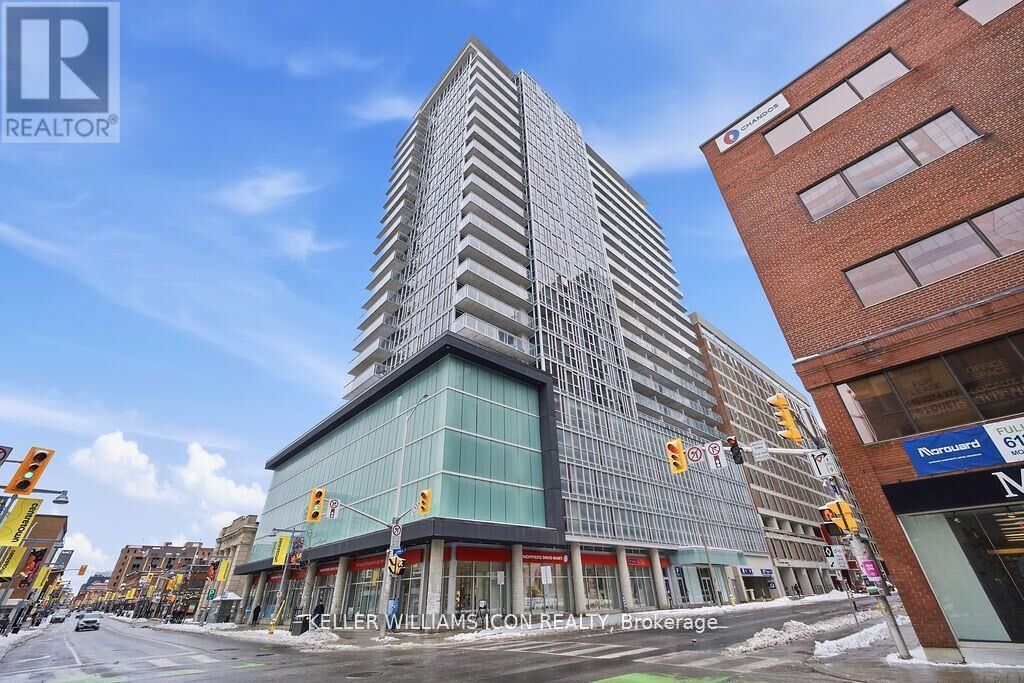 Property Photo:  324 Laurier Avenue West 1301  ON K1P 0A4 
