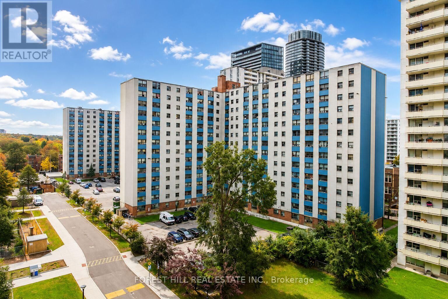 Property Photo:  700 Ontario Street 604  ON M4X 1N5 