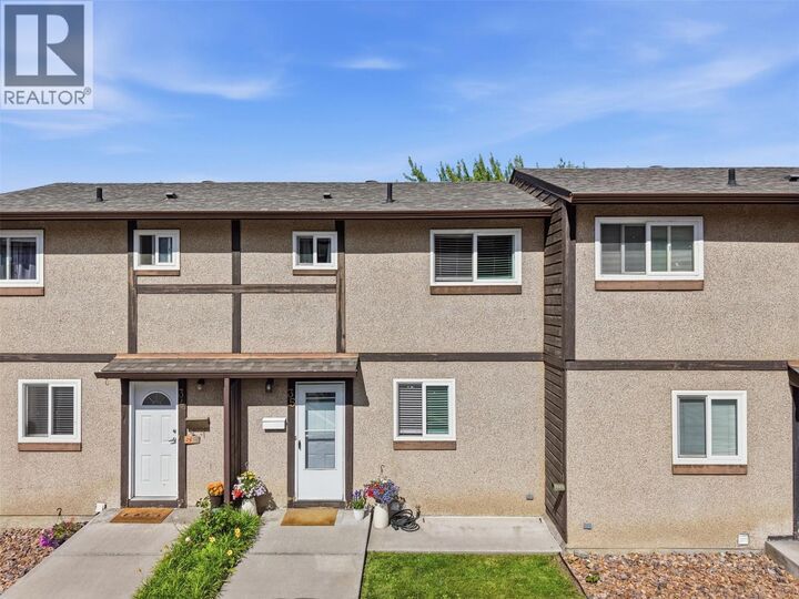 1605 Summit Drive 35 — photo 1