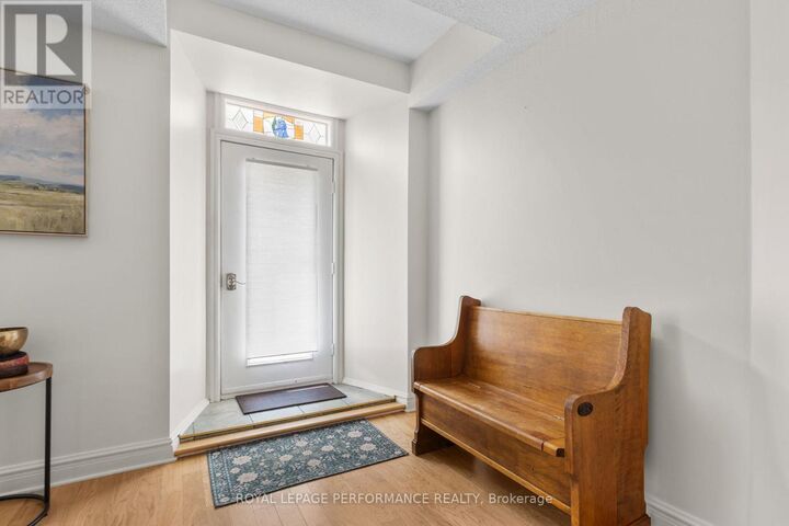 Photo de la propriété: 1 Rosamond Street East 106 ON K0A 1A0