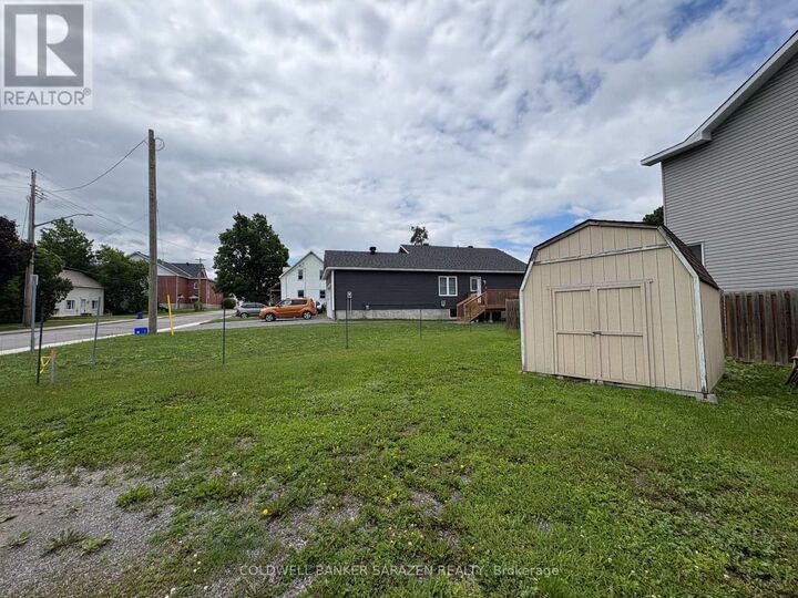Property Photo: 5 Norma Street South ON K7S 3B2