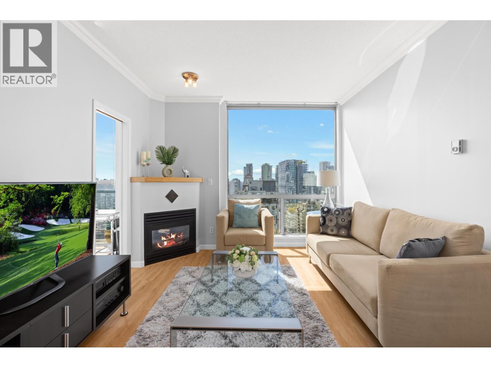 Property Photo: 928 Richards Street 2505 BC V6B 6P6