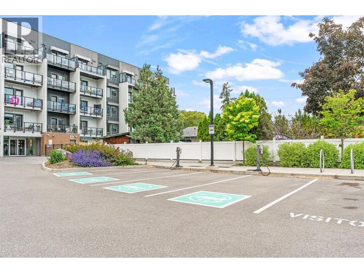 Property Photo: 2555 Lakeshore Road 303 BC V1H 0A4