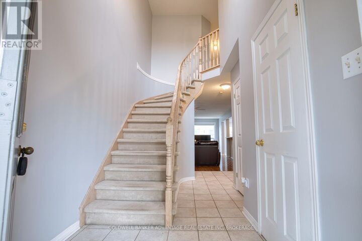 Property Photo:  800 Paramount Drive 2  ON L8J 3V8 