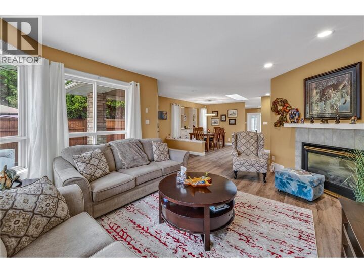 Property Photo: 649 Latimer Street 102 BC V2A 5R5
