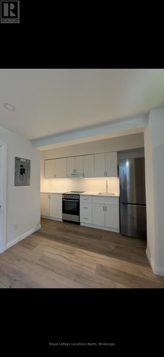 Property Photo:  150 13th Street 2  ON N4L 3W4 