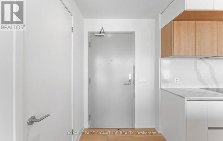 Property Photo:  322 Dupont Street 1008  ON M5R 0E3 